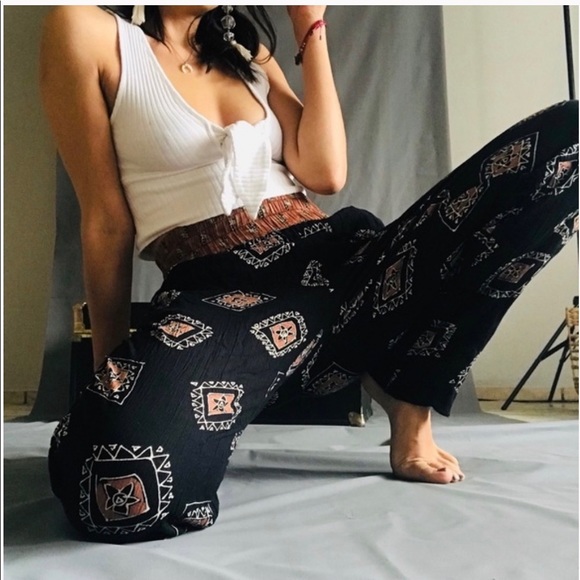 VINTAGE SZ 6 BOHEMIAN PANTS - Picture 2 of 5